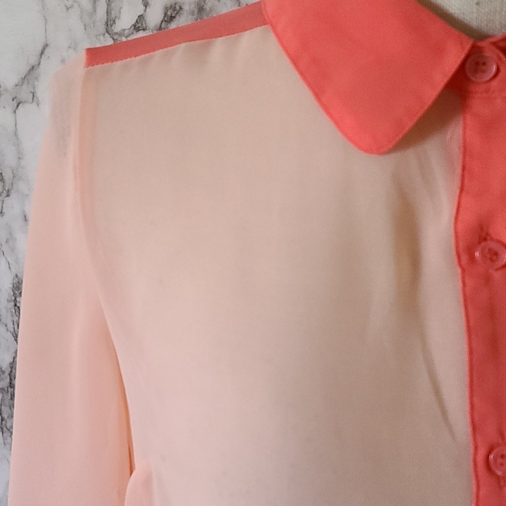 Maurices Sheer Button Down Size Small - image 2